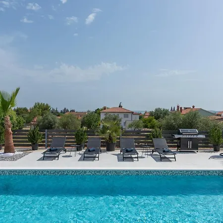 Bella Vista Villa